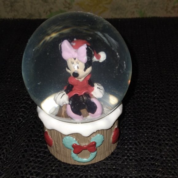 Disney Other - Minnie Mouse small snow globe